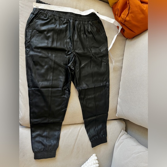 ASOS (Threadbare) Eyal PU jogger faux leather pants - Picture 5 of 10